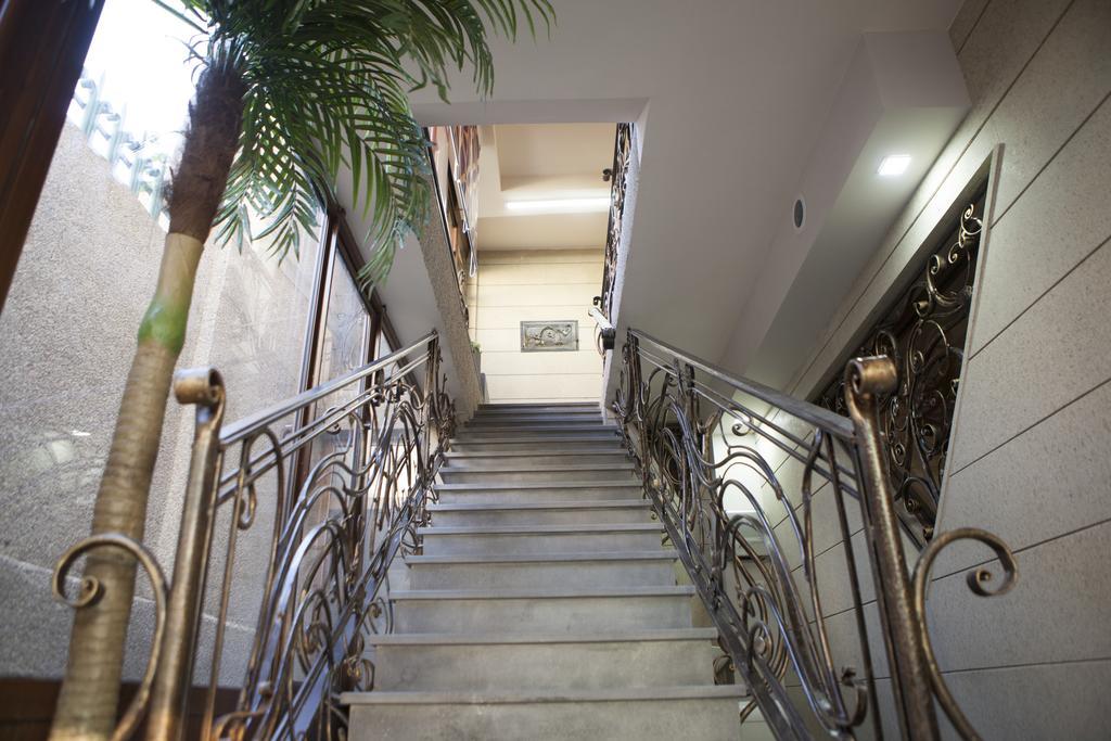 Daniel Boutique Hotel Yerevan Exterior photo
