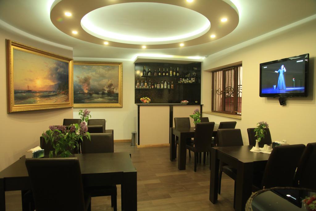 Daniel Boutique Hotel Yerevan Exterior photo