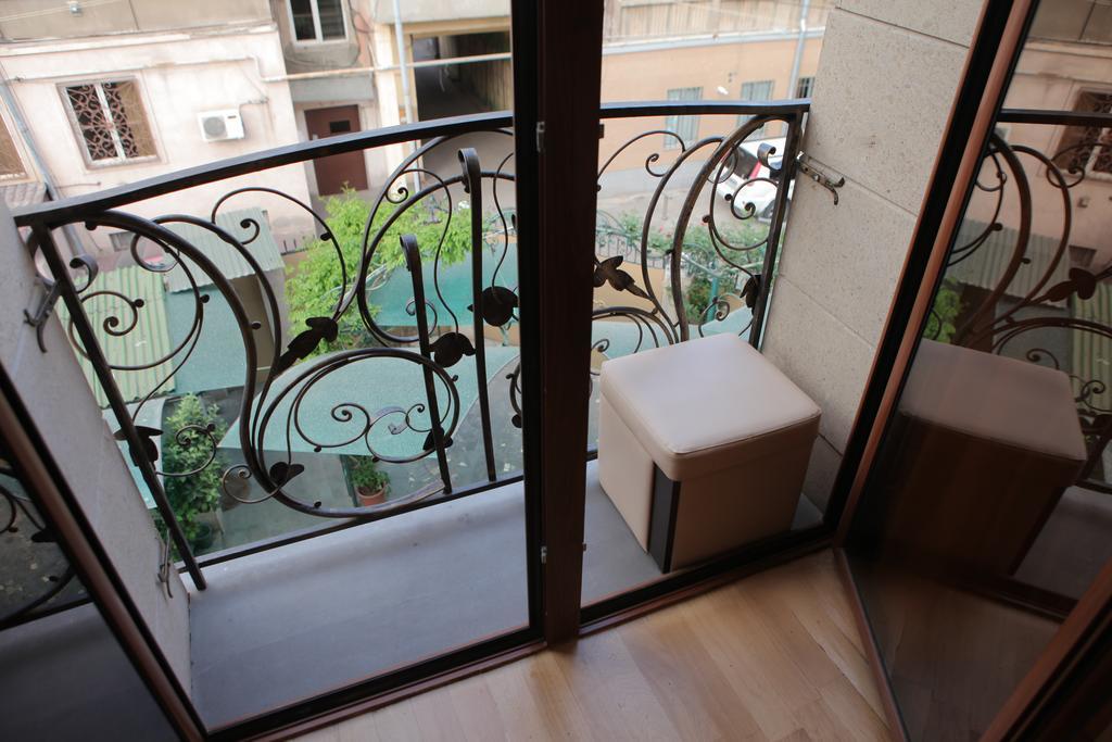 Daniel Boutique Hotel Yerevan Exterior photo