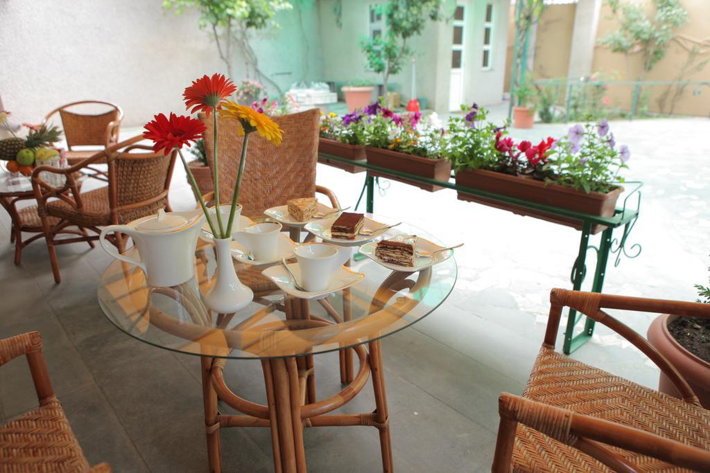 Daniel Boutique Hotel Yerevan Exterior photo