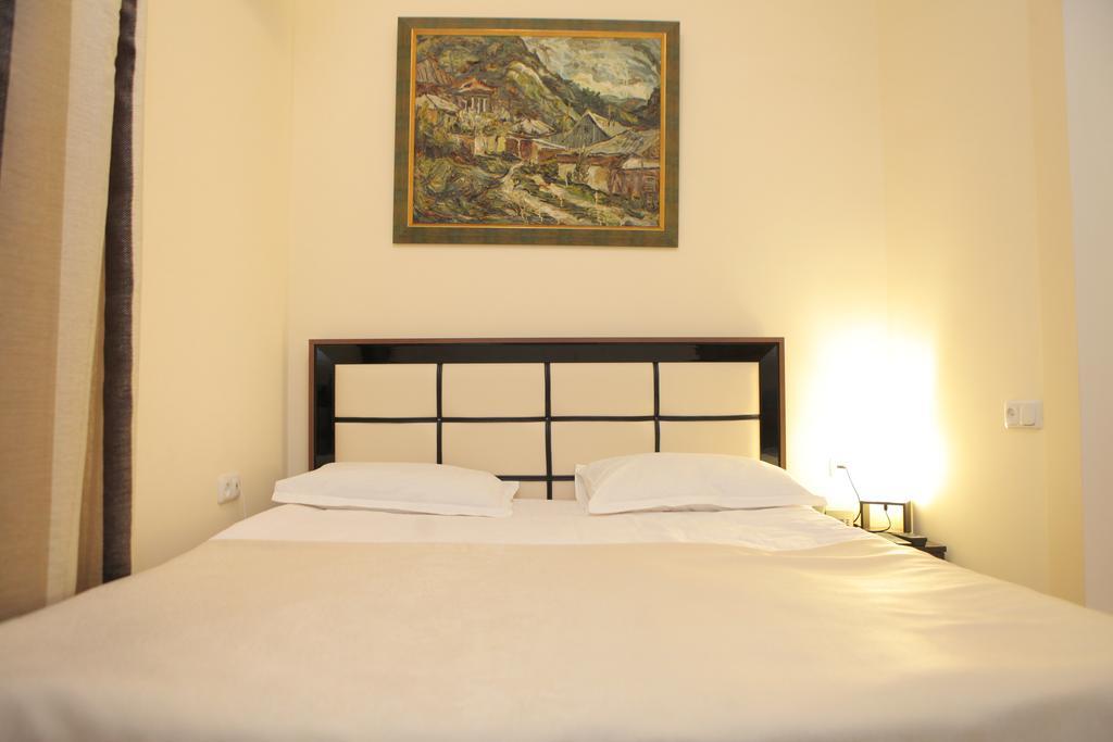 Daniel Boutique Hotel Yerevan Exterior photo