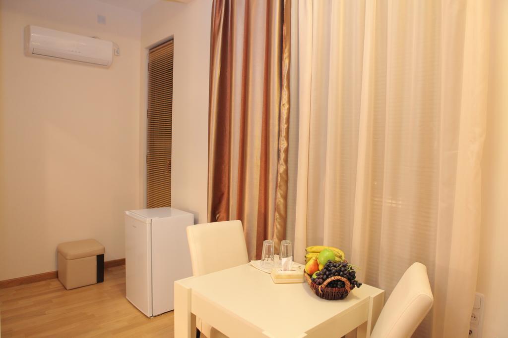 Daniel Boutique Hotel Yerevan Exterior photo