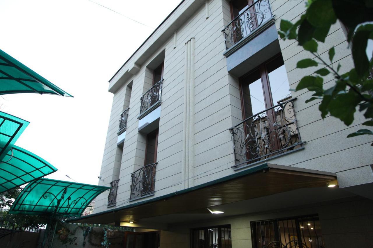 Daniel Boutique Hotel Yerevan Exterior photo