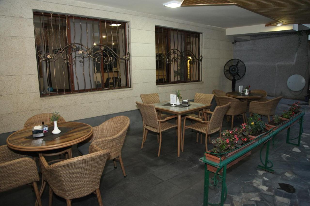 Daniel Boutique Hotel Yerevan Exterior photo