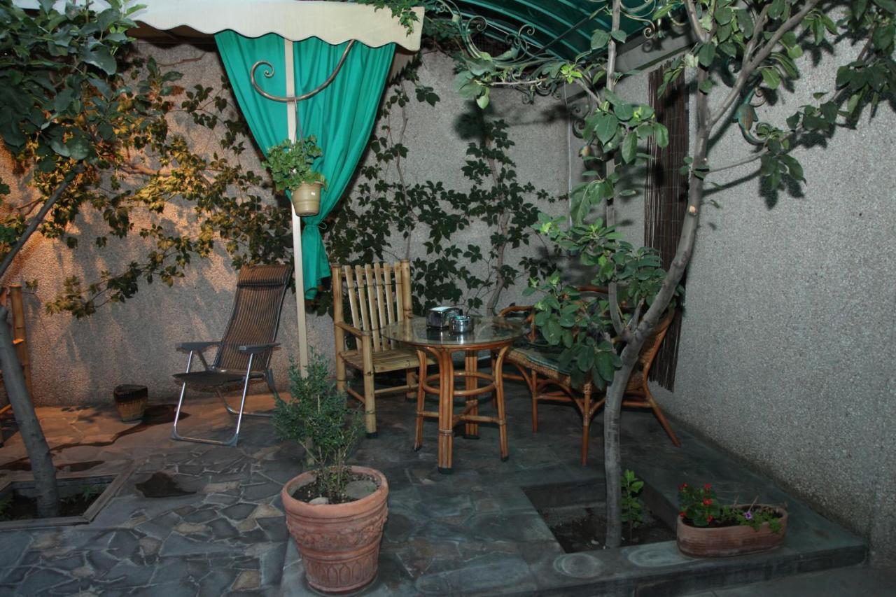 Daniel Boutique Hotel Yerevan Exterior photo